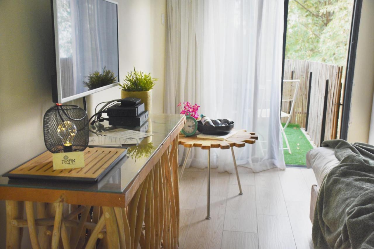 Eretzefat Hotel Safed Bagian luar foto
