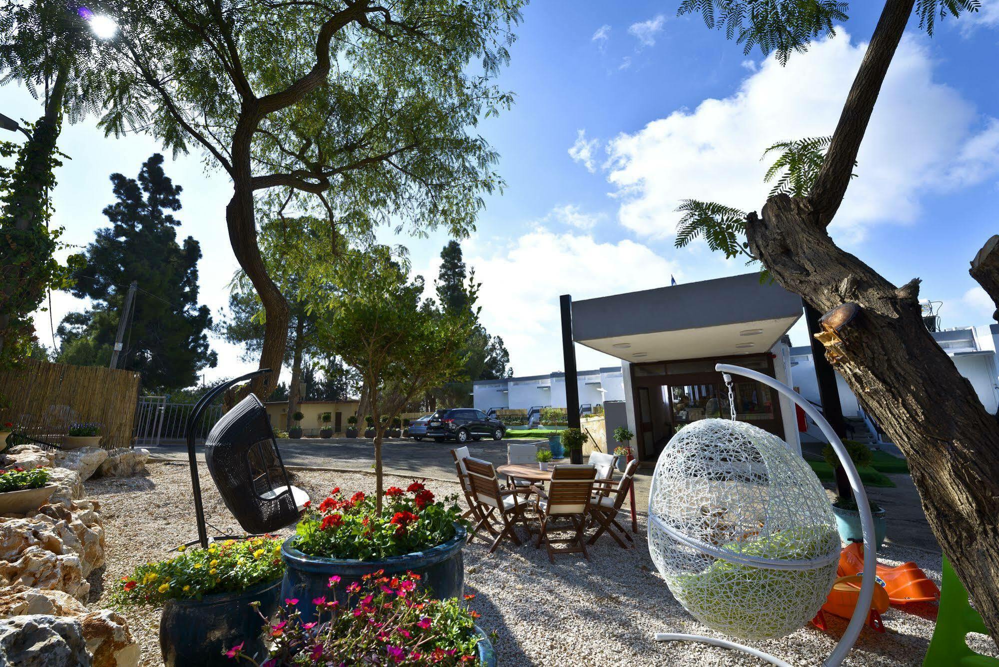 Eretzefat Hotel Safed Bagian luar foto